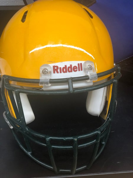 Lot of 10 adult football helmets ridddell and Schutt