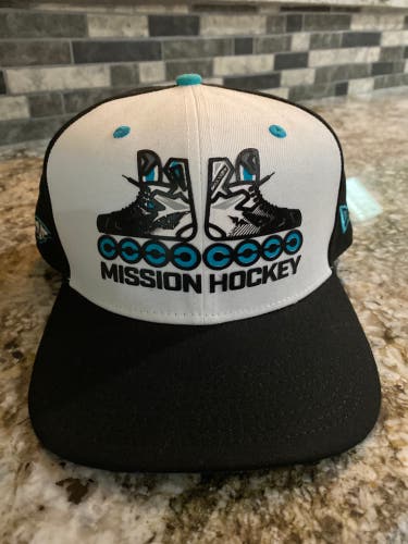 Black New One Size Fits All Mission Hat