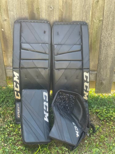 CCM E-Flex 5.9 goalie set