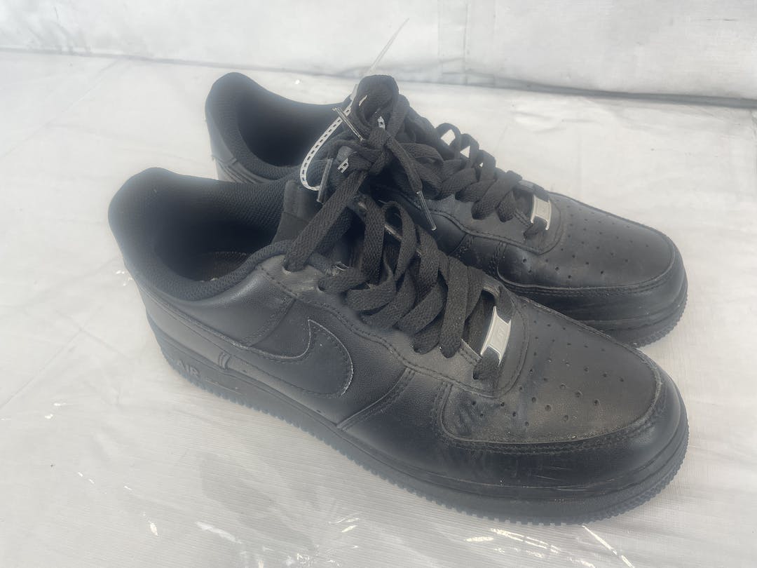 used black nike air force 1