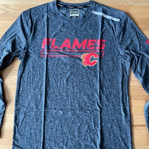 Pro Stock NHL Calgary Flames Fanatics Shirt - Size M