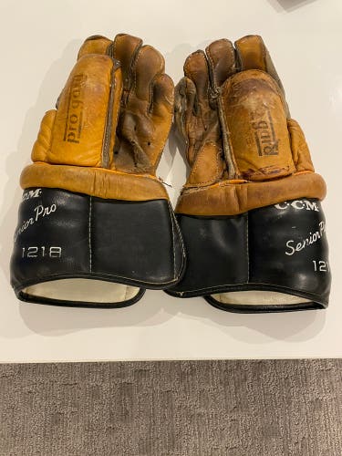 Vintage Leather Hockey Gloves