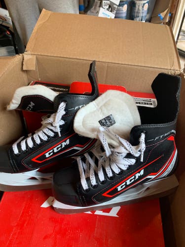 Used Bauer Regular Width Size 5 Jet Speed FT 340 Hockey Skates