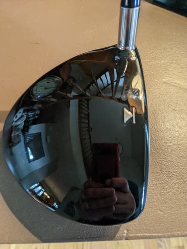 VERY NICE Titleist 907D1 Driver Stiff Flex 9.5 Diamana