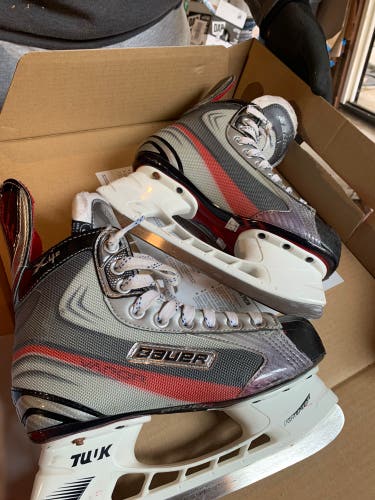 Used Bauer Extra Wide Width Size 3.5 Vapor X4.0 LE Hockey Skates