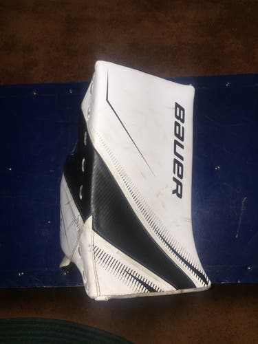 Used Bauer Regular Supreme S29 white with Black