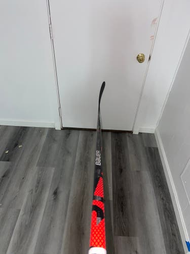 Senior Left Hand P92  Vapor FlyLite Hockey Stick