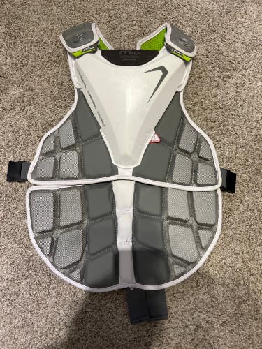 XL Maverik Max Chest Protector