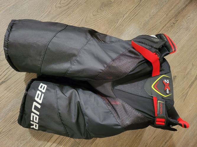 Senior New Medium Bauer Vapor 2X Pro Hockey Pants