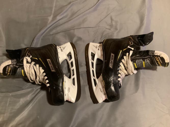 Senior Used Bauer Supreme 2S Pro Hockey Skates Regular Width Size 7.5 (D Width)
