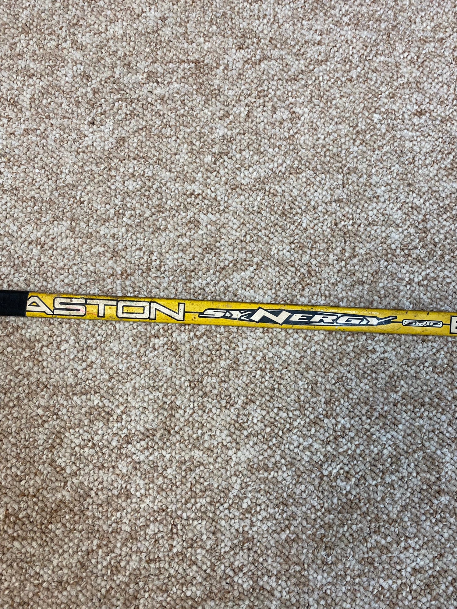 New Easton Synergy Franzen 39 LH Composite Pro Hockey Stick - Grip -  ThermaTec