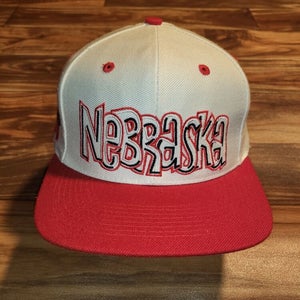 Vintage Rare Nebraska Cornhuskers NCAA College Sports Graffiti Fitted 7 1/4 Hat