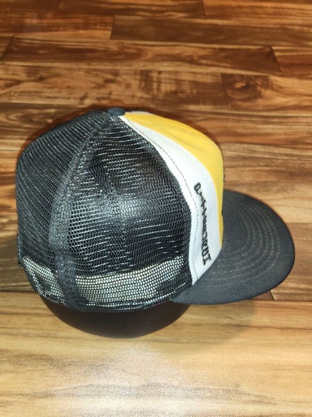 Lilmoxie — Pittsburgh Pirates Vintage Racing Stripe Style Mesh Trucker  Snapback H