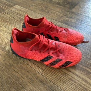 Gently Used Adidas Predator Freak.3 Cleats Size 8