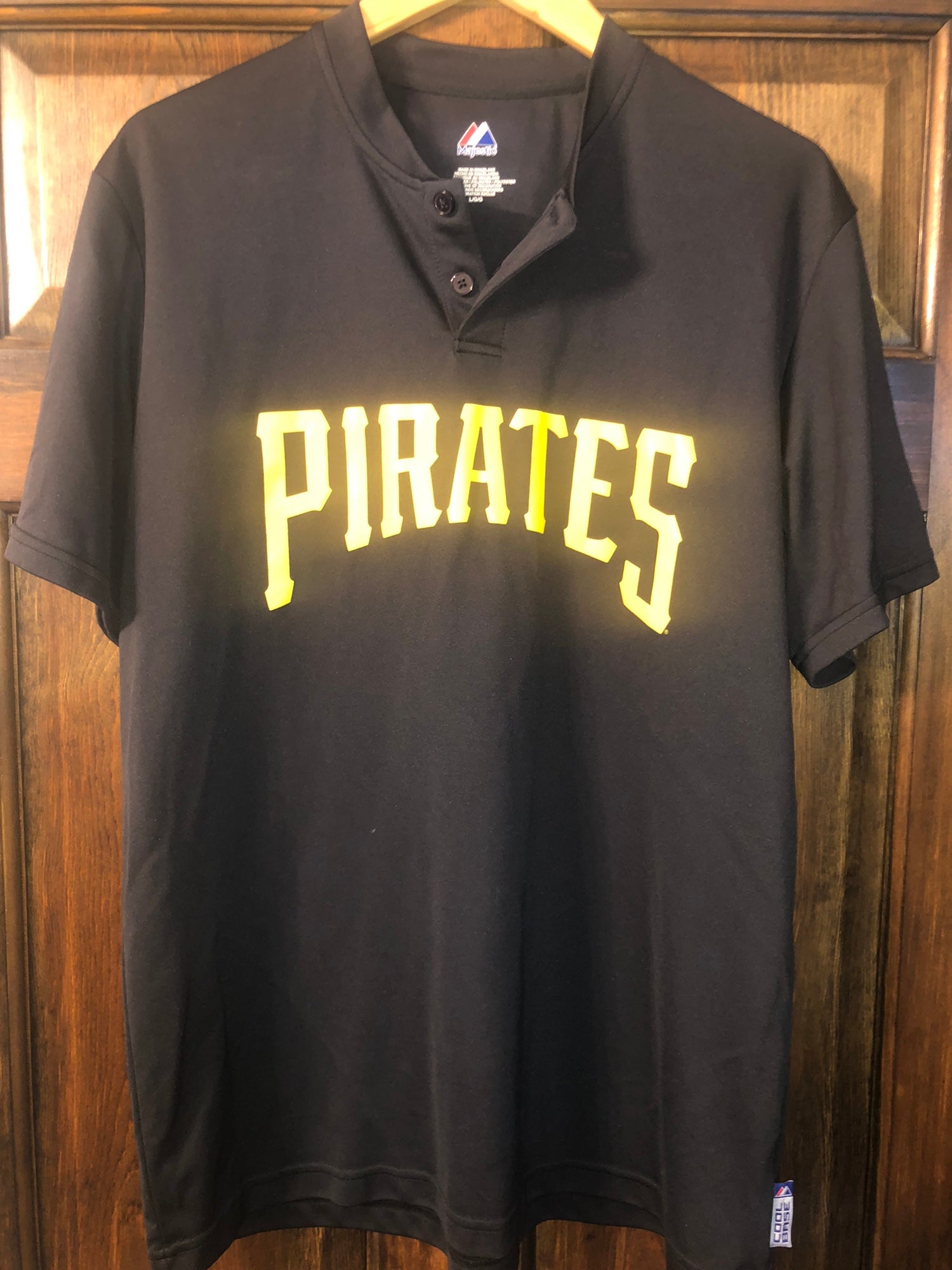 used Majestic Pittsburgh Pirates Cool Base T-Shirt Jersey Size Large