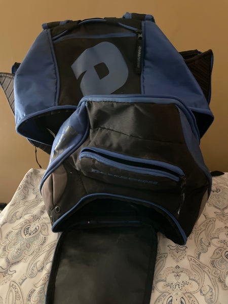 Sac à Dos DeMarini Youth Voodoo Junior – Bleu/Noir – Pour Baseball Et Softball – Occasion