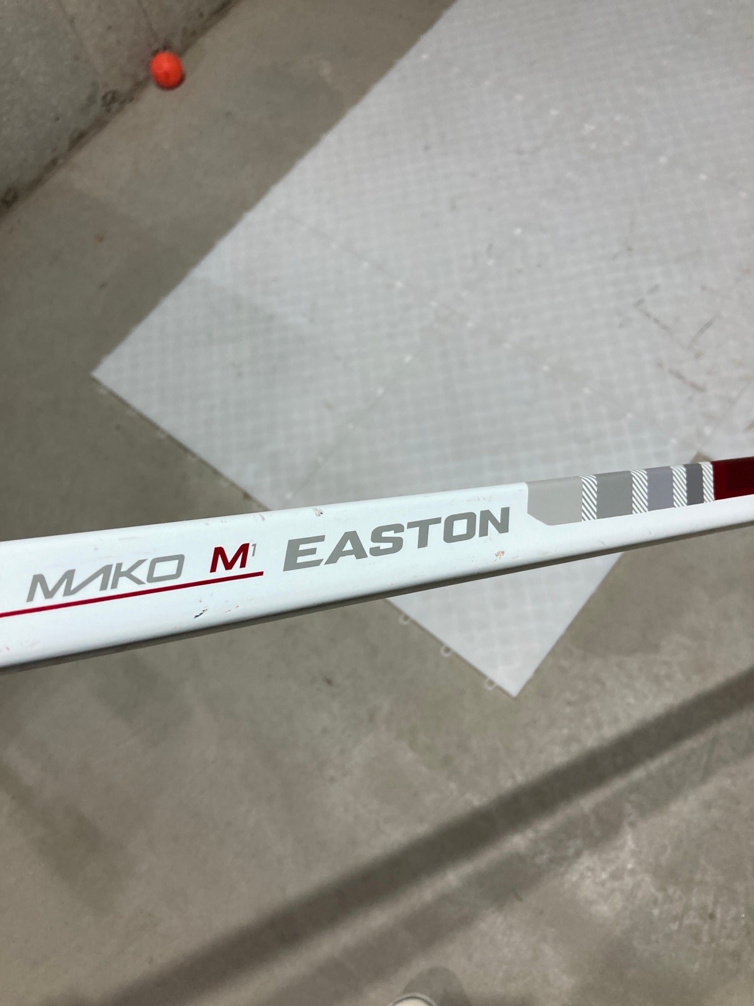 Senior Left Hand Easton mako M1 Hockey Stick