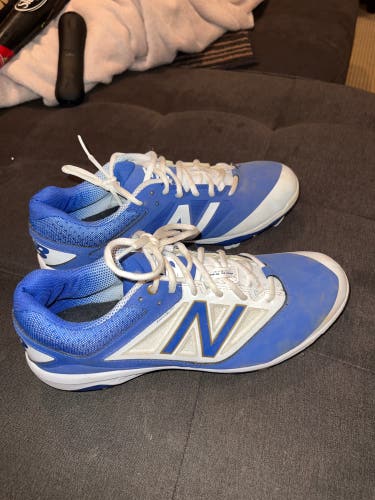 Used Size 11.5 (Women's 12.5) New Balance Cleats