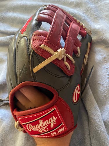 Outfield 12.75" Gamer Baseball Glove