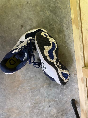 Blue Men's Size 8.0 (Women's 9.0) Under Armour Shoes