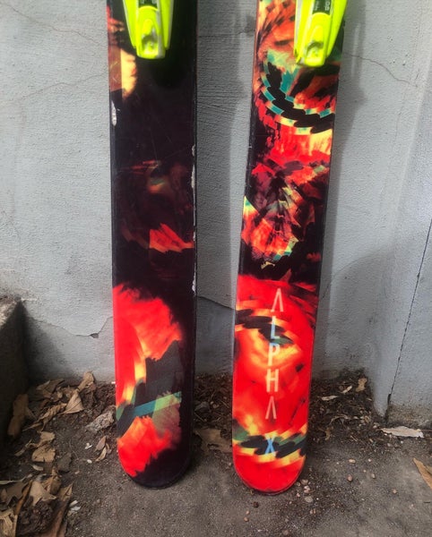 Armada Alpha X 176cm with Look Pivot 12 Bindings | SidelineSwap