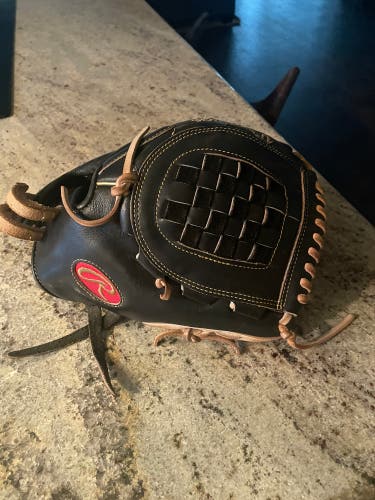 Rawlings heart of the hide fastpitch infielders glove