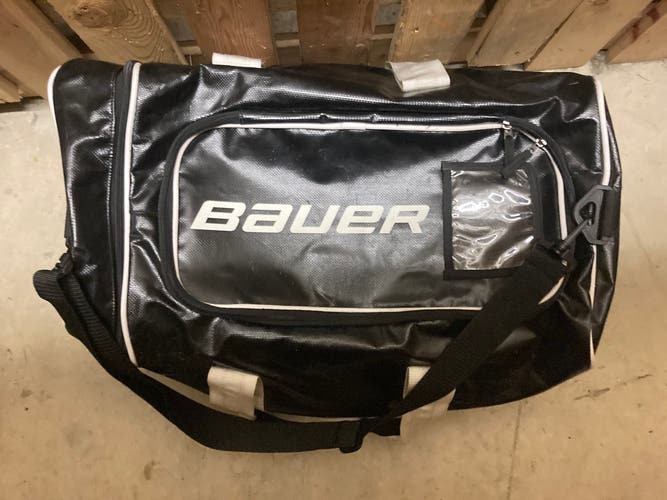 Bauer Vinyl Duffle/Coaches Bag