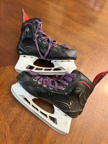 Used Bauer Size 4.5 Vapor X600 Hockey Skates