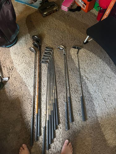 Men's Right Handed Stiff Flex 12 Pieces Clubs (Full Set)