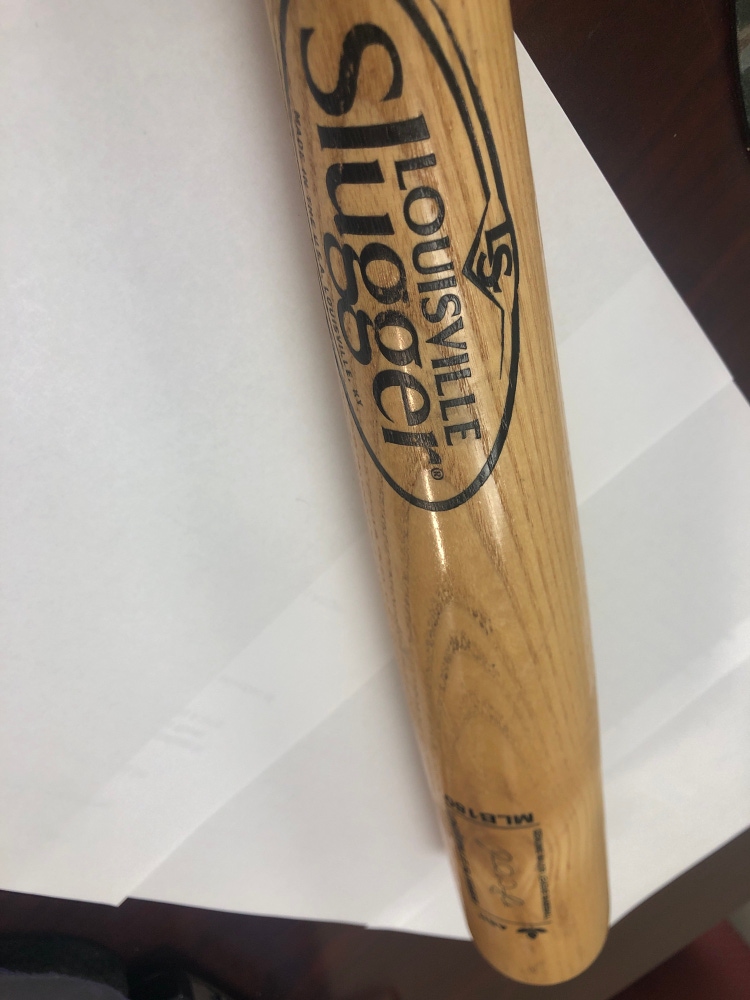 Louisville Slugger Authentic bats in baseball