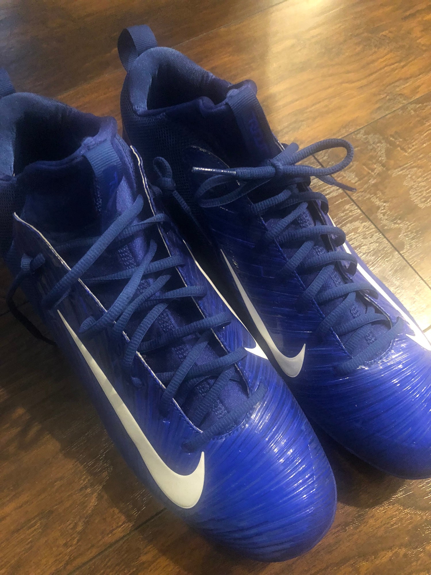 Molded Baseball Cleats High Top Trout 