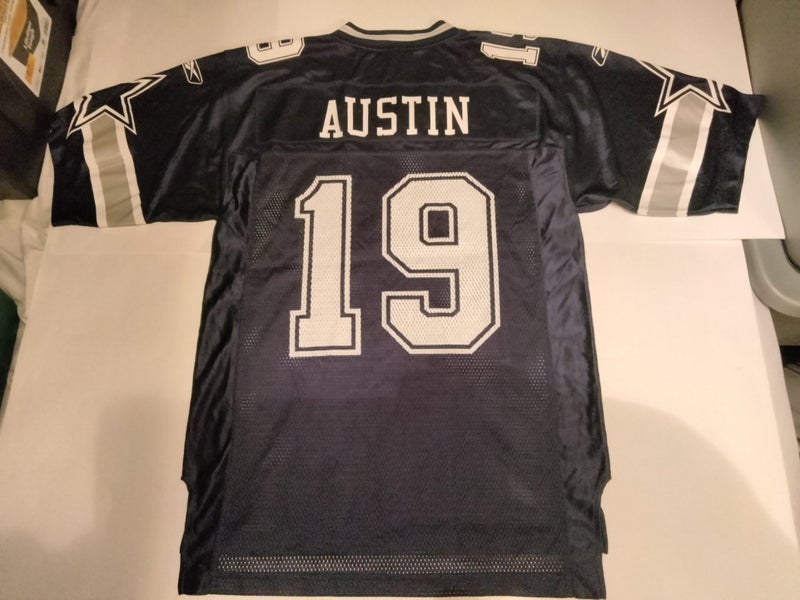 Buy the Mens Dallas Cowboys Miles Miles Austin 19 Jersey Size XL