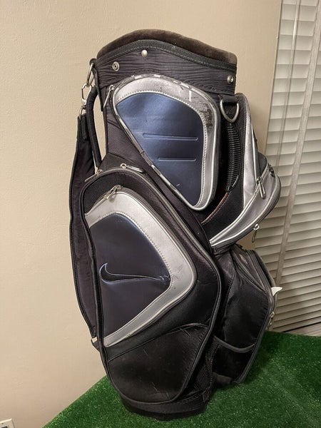 Nike Performance Cart Golf Bag.