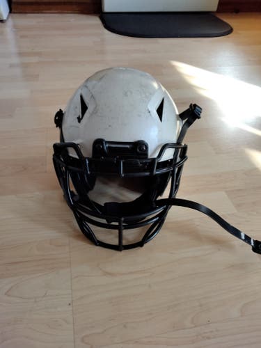 Youth Used Small Schutt Vengeance A3 Helmet