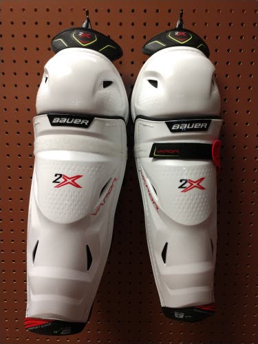 New Bauer Vapor 2x Shin Pads