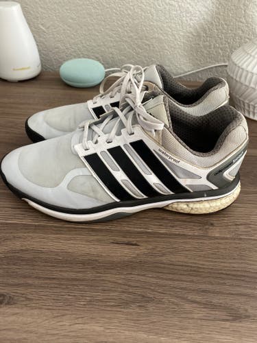 Adidas Boost Spikeless size 9