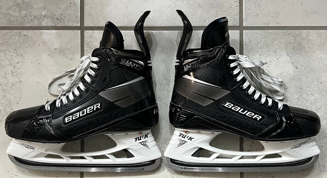 【専用】BAUER Supreme UltlaSonic 黒/赤/13 新品 Bauer Supreme Ultrasonic Hockey Gloves - Senior | Pure