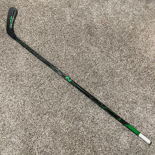 Senior Right Handed P92 Nexus ADV Hockey Stick Sling Slingtech