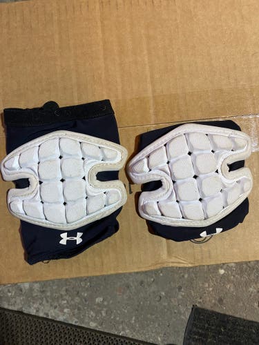 Used Medium/Large Under Armour VFT Arm Pads