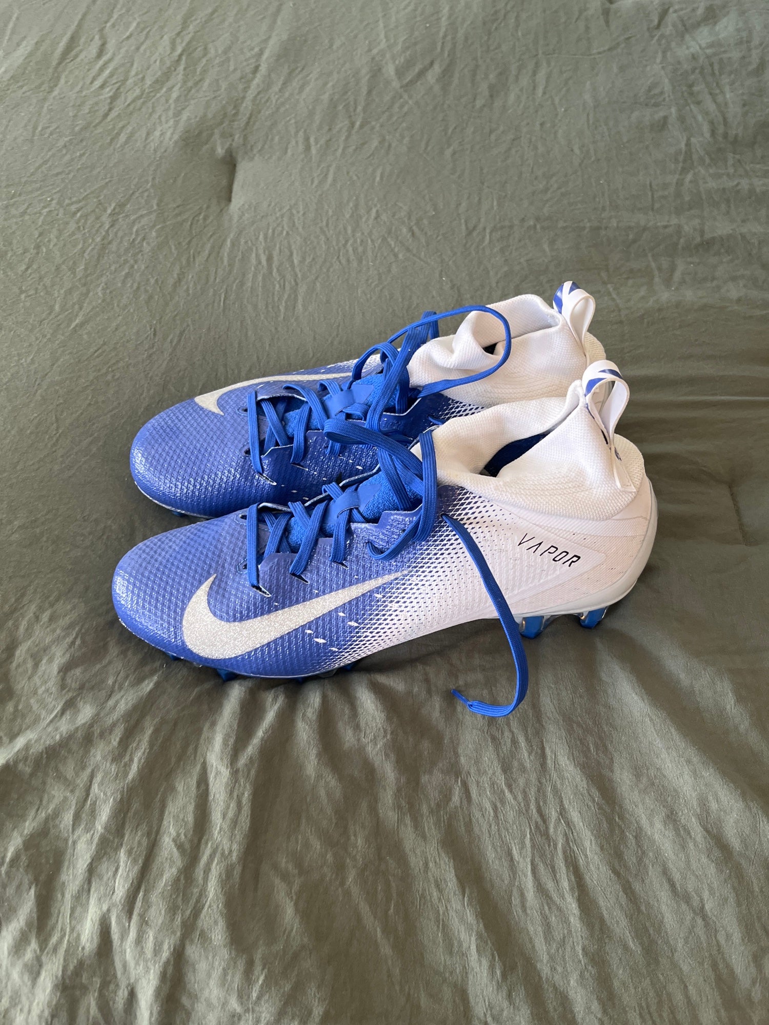 duke football cleats