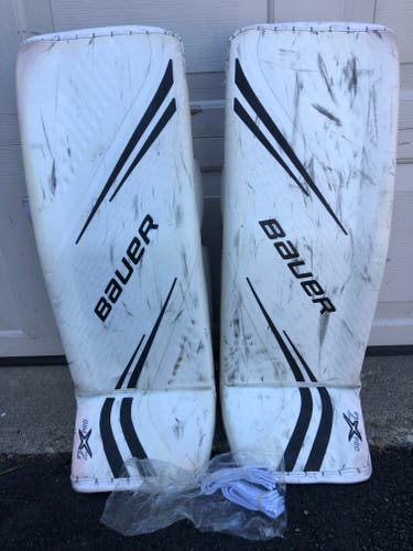 Used 33" Bauer Vapor 2X Pro Goalie Leg Pads