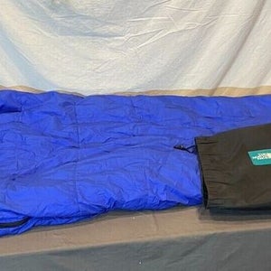 The North Face Right Zip Synthetic Fill Sleeping Bag Blue w/Stuff Sack 29" x 82"