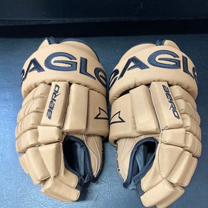 Eagle Custom Aero Pro Hockey Gloves