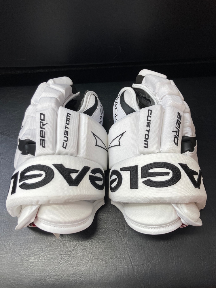 New Eagle Aero Custom Team Hockey Gloves