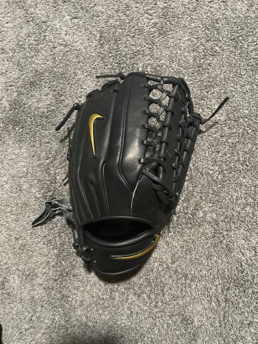 Nike Alpha Huarache Baseball Glove