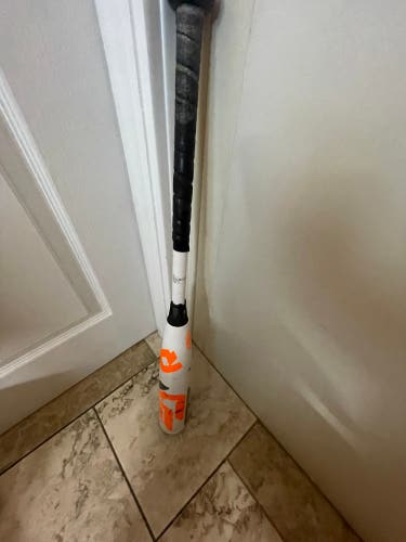 Used DeMarini (-10) 19 oz 29" CF Zen Bat