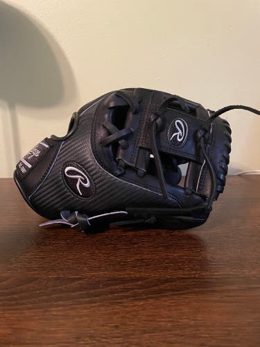 $250 OBO 11.5" Heart of the Hide Baseball Glove