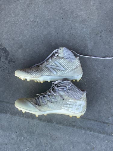 White Men's Molded Cleats High Top Burn X Mid