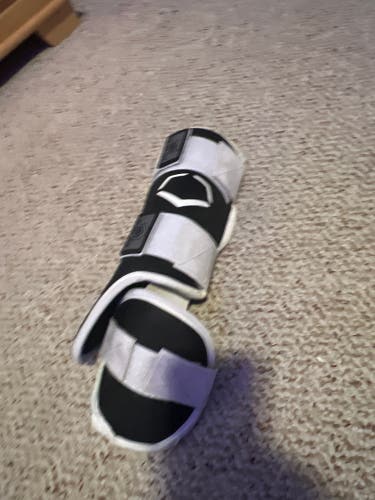 Used Senior EvoShield Shin Guards