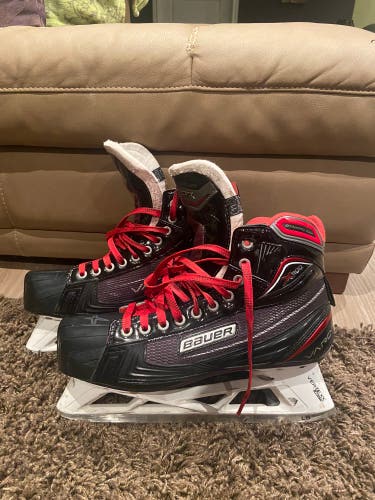 Used Bauer Regular Width  Size 11.5 vapor x900 Hockey Goalie Skates